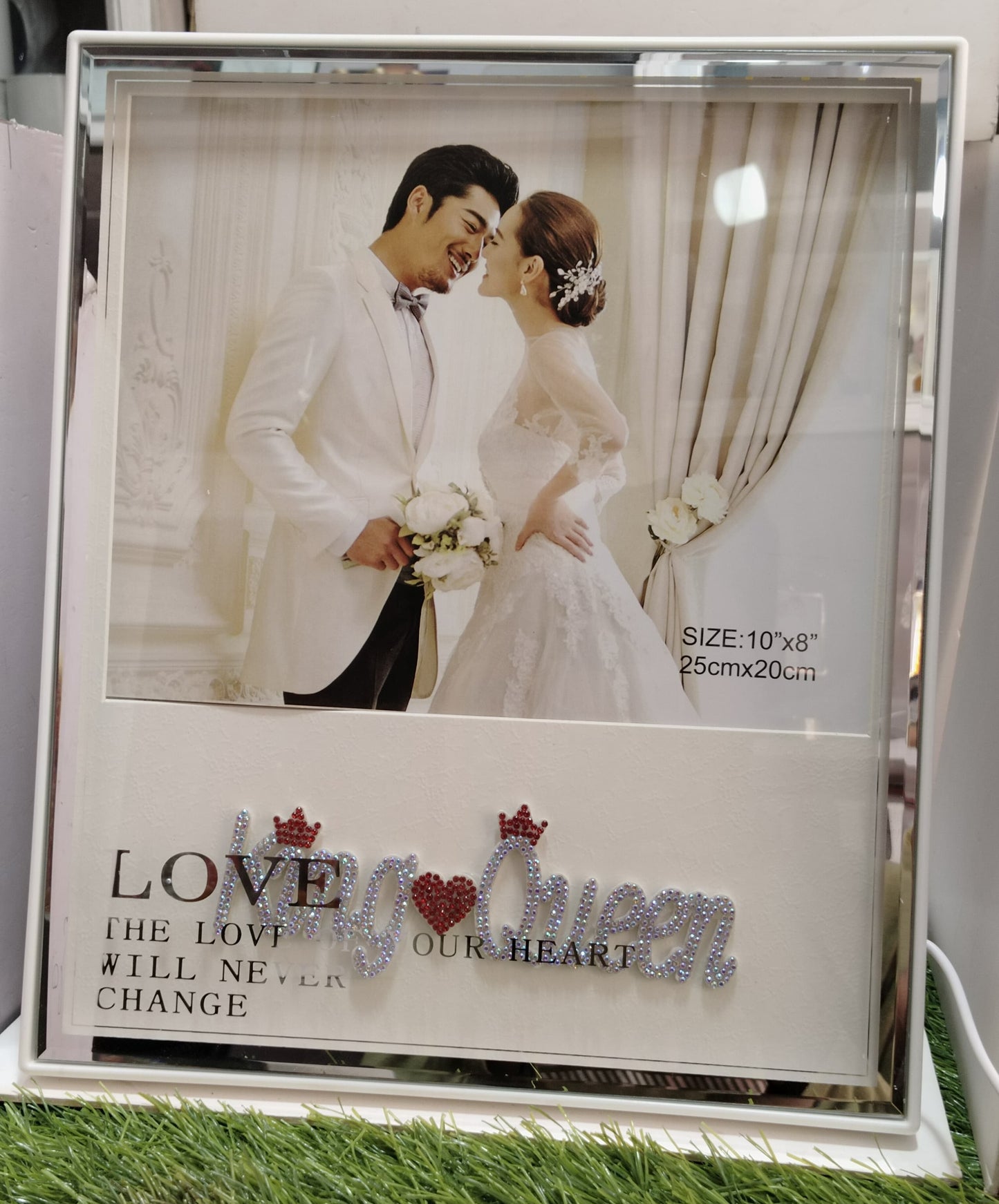 European style customized photo frame, white color frame with light LED USB.